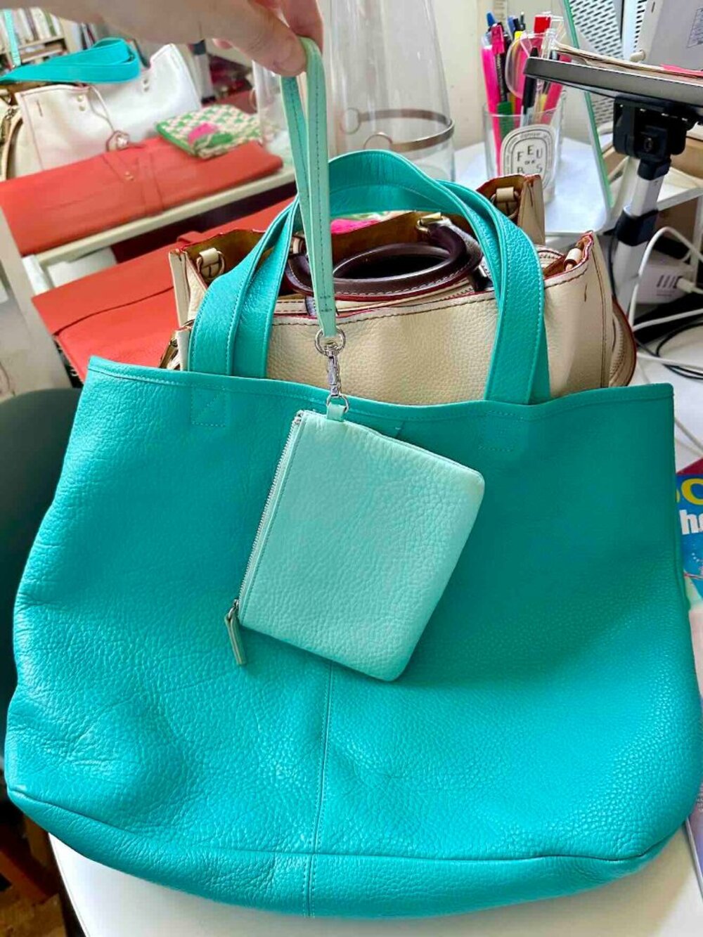 2 pcs Leatherology NWT Teal DowntownHorizontal Tote +Wristlet Aqua Blue +dustbag